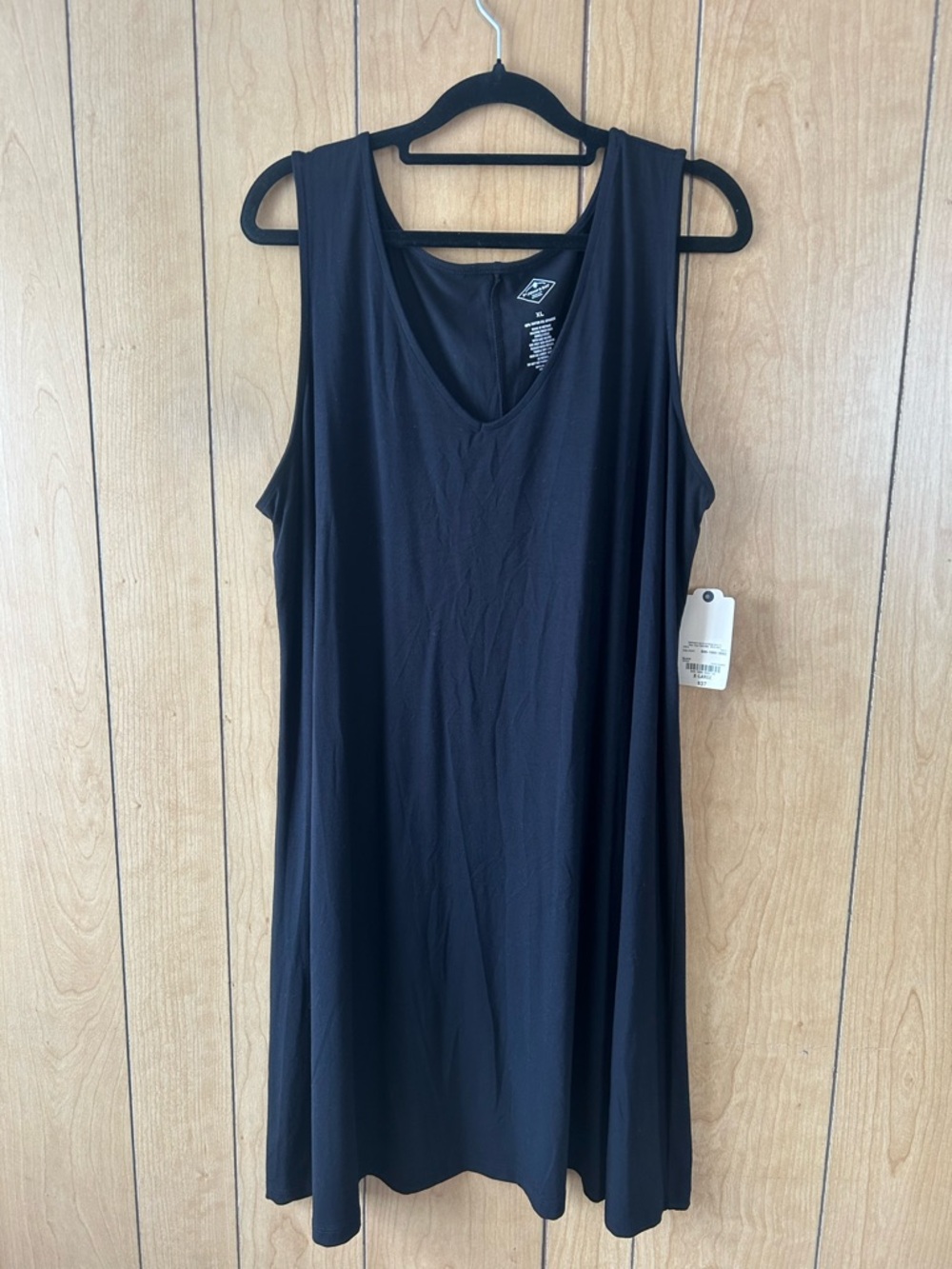 St. John's Bay Black Sleeveless V-Neck Midi Dress